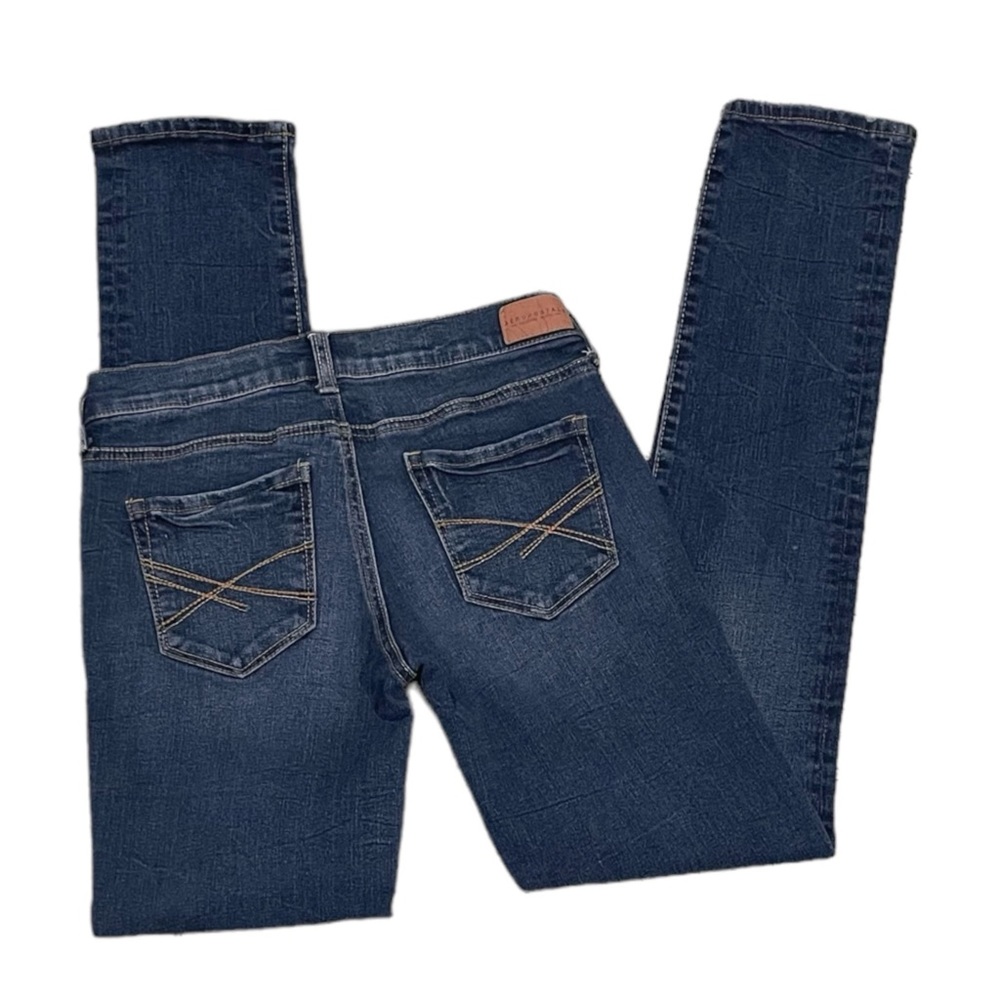 Aeropostale Low Rise Skinny Jean Distressed Darker Wash With Fade Sz 2